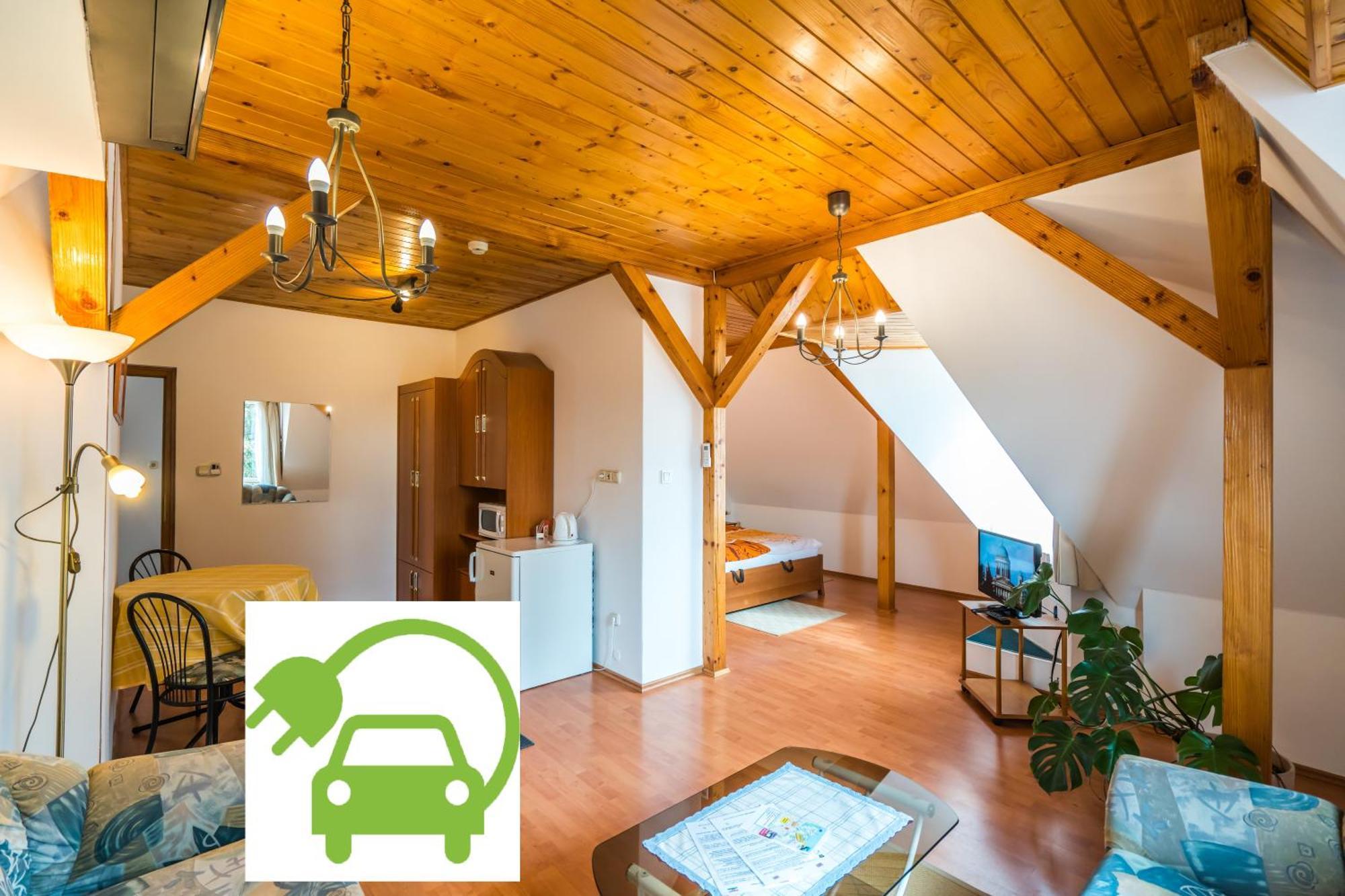 Szent Kristof Panzio Bed & Breakfast Esztergom Bagian luar foto